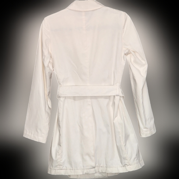 Banana Republic Trench Coat - Picture 9 of 15